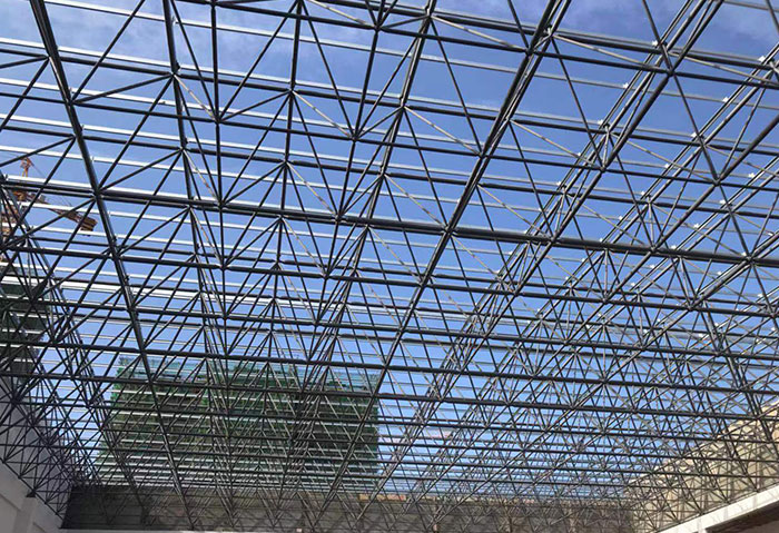 吐鲁番管桁架结构在高速公路等桥梁工程中的应用分析